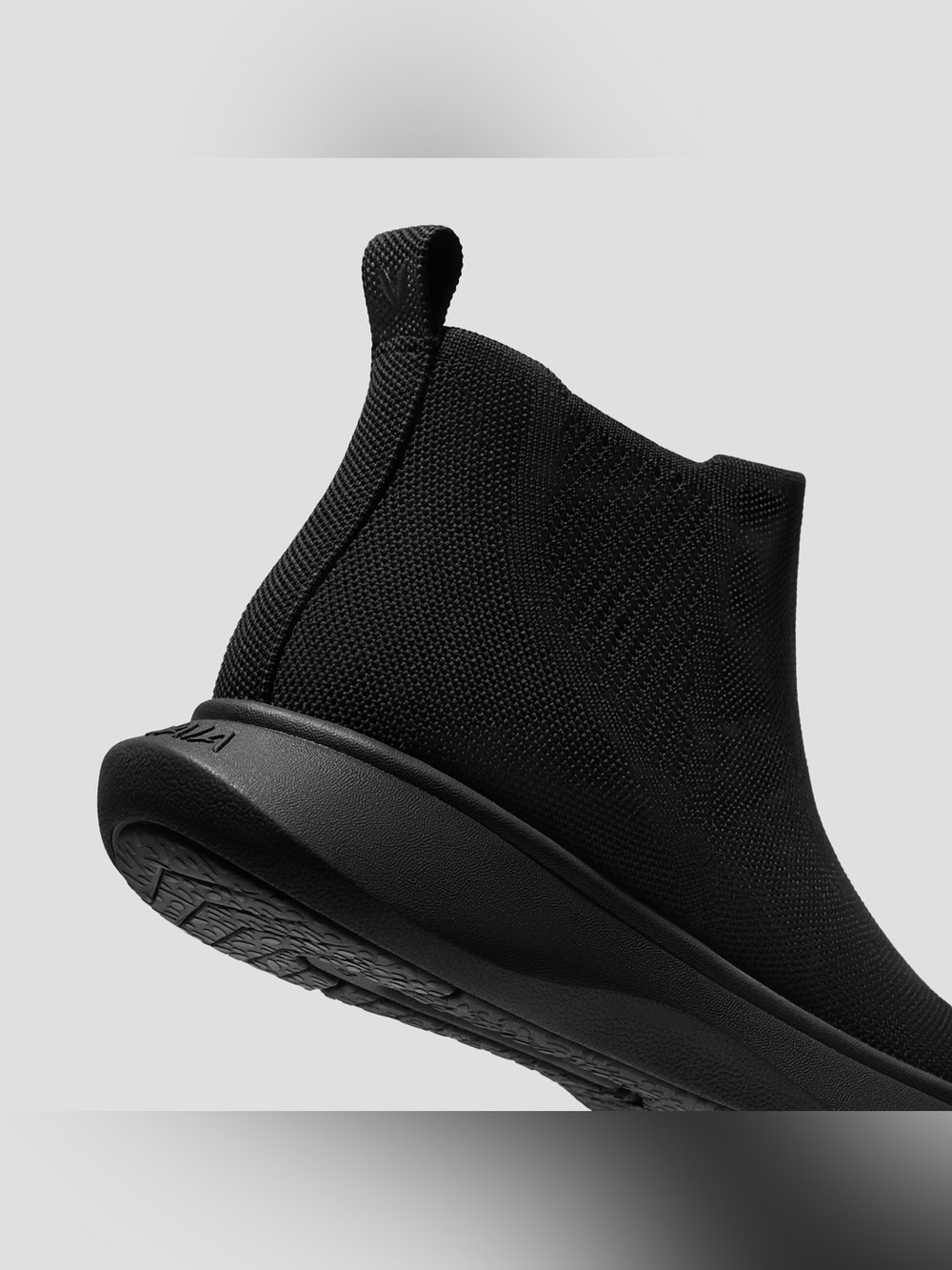 Vivaia Urban Boots Black Womens 10.5 (42) Water Repellent $179 - Picture 11 of 13